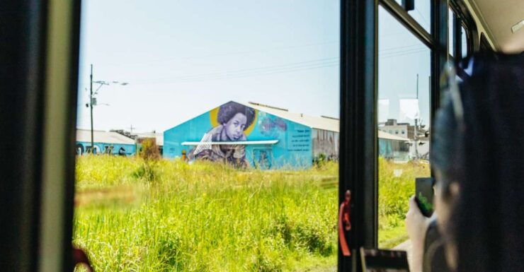 New Orleans: Sightseeing Bus Tour - Tour Duration and Neighborhood Coverage