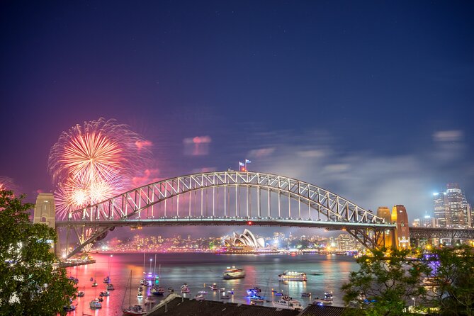 New Years Eve Cruise Sydney Harbour Easeland - Highlights: Views, Music, Dishes, Champagne, Memories
