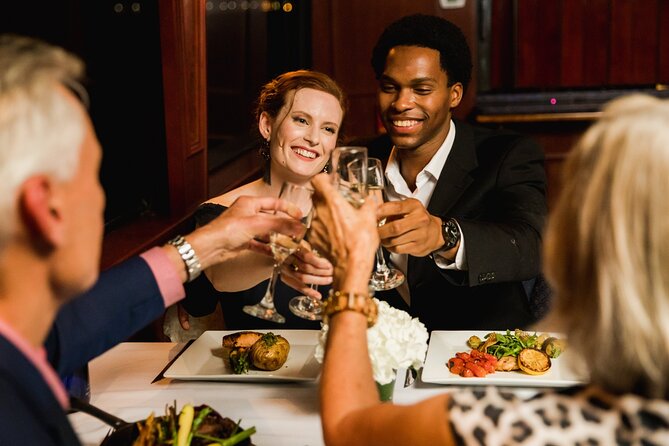 New York Christmas Eve Buffet Dinner Cruise - Cruise Duration and Location