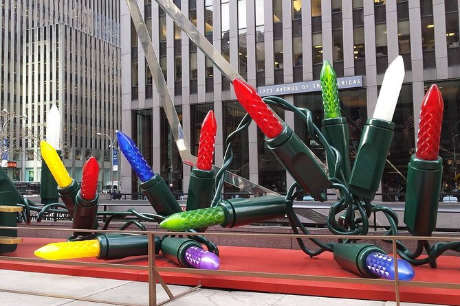 New York Christmas Holiday Small-Group Walking Tour - Common Questions