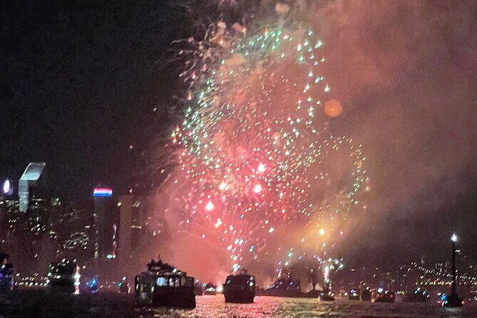 New York City 4th of July Fireworks Luxury Boat Tour - Who Is This Tour Best For?