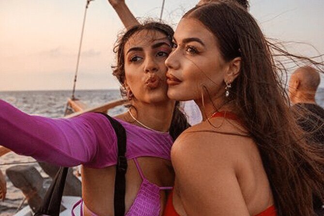 New York City Blue Booze Cruise Experience - The itinerary: What to expect during the cruise