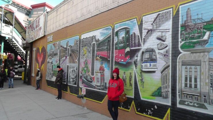 New York City: Brooklyn, Queens and Bronx Tour in Spanish - Tour Overview