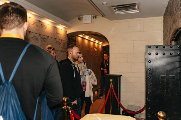 New York City: Catacombs by Candlelight - History and Details