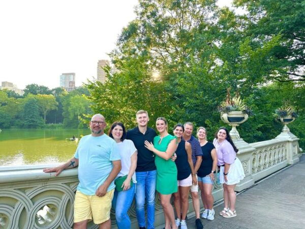 New York City: City Highlights Tour in Private SUV - Statue of Liberty