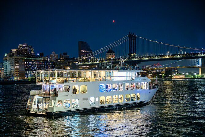 New York City Dinner Cruise on Luxury Yacht with Live Music - Good To Know  
