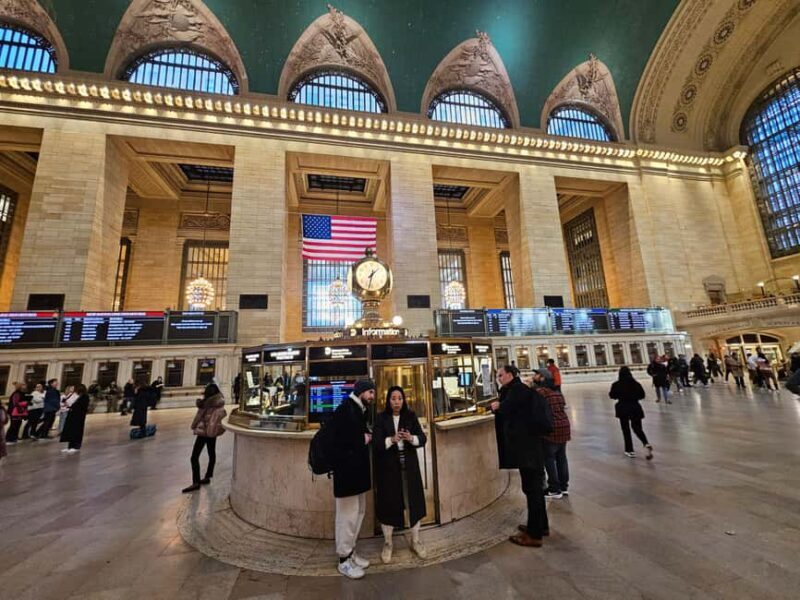 New York City: Gossip Girl Walking Tour - An In-Depth Look at the Gossip Girl Walking Tour