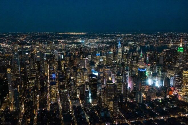New York City: Helicopter Sightseeing Charter With Champagne - Participant and Date Selection