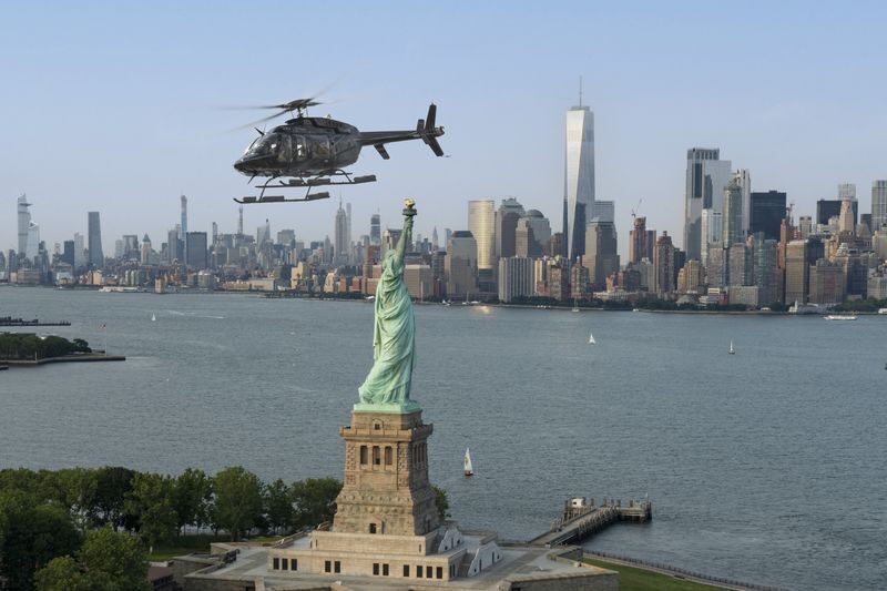 New York City Helicopter Tour from Downtown Manhattan - Who will enjoy this flight most?