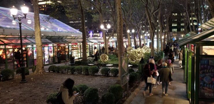 New York City: Holiday Lights Extravaganza Walking Tour - Experience Highlights