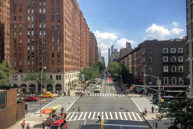 New York City Hop-On-Hop-Off Bus Tour Plus Times Square Dinner - Overview of the New York City Bus Tour