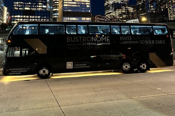 New York City Luxury 6-course Dinner Bus Tour - Transportation & Group Size