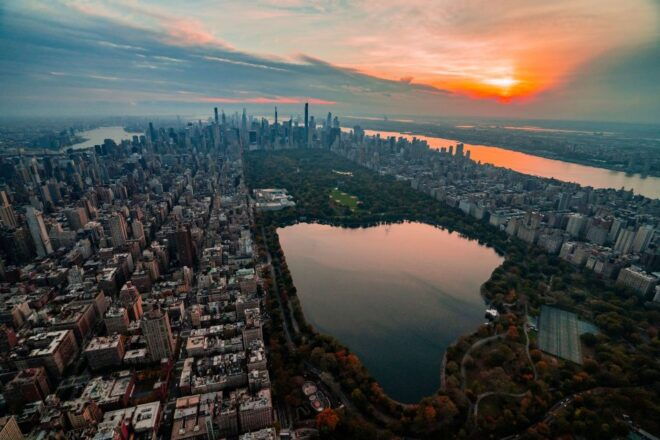 New York City: Romantic Helicopter Proposal - Surprise Proposal With Marry Me Sign