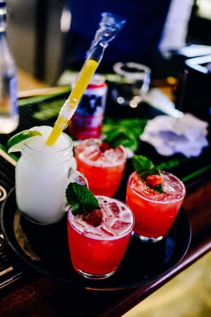 New York City: Sip 'N Groove Evening Cruise with Live DJ - Practical Details & Tips