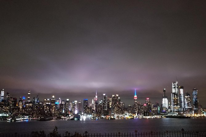New York City Skyline Tour by Night With Local Guide - Snack Break and Final Landmarks