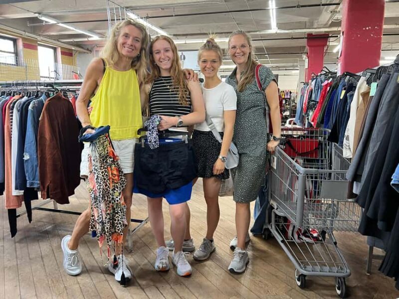 New York City: The Ultimate Brooklyn Speed Thrifting Tour - Who Should Consider This Tour