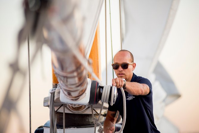 New York Day Sail to the Statue of Liberty on America 2.0 - Common Questions