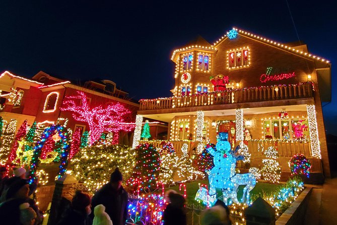 New York Dyker Heights Christmas Lights - Decorations