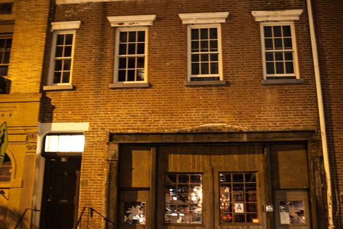 New York Ghosts: Hauntings & Ghouls of Greenwich Village - Paranormal Investigations in Greenwich Village