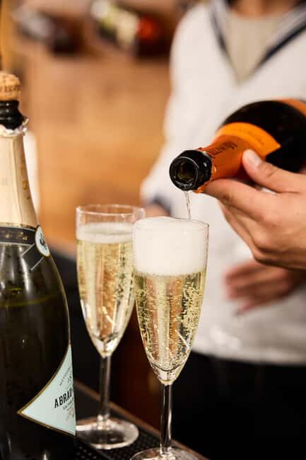 New York: Grand Mariner New Year's Eve Cruise with Fireworks - The Experience: What to Expect on the Grand Mariner NYE Cruise