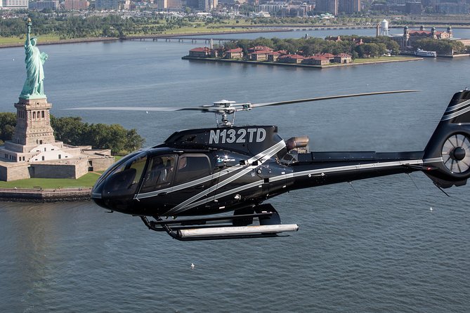 New York Helicopter Tour: Ultimate Manhattan Sightseeing - Key Features