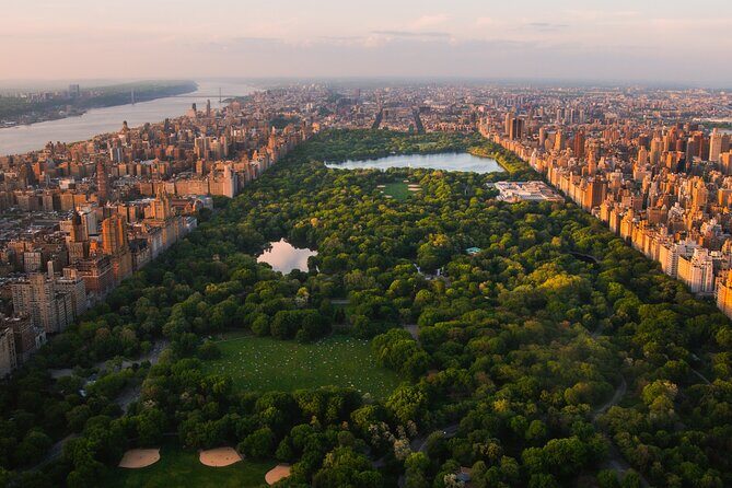 New York in a Day: Full Manhattan & Brooklyn Experience - Who Should Consider This Tour?