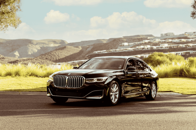 New York: La Guardia Airport Transfer - Comfortable Ride