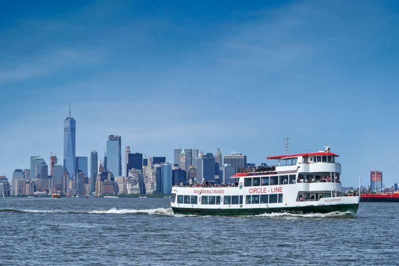 New York Landmarks Cruise by Circle Line - A 90-minute route from Pier 83