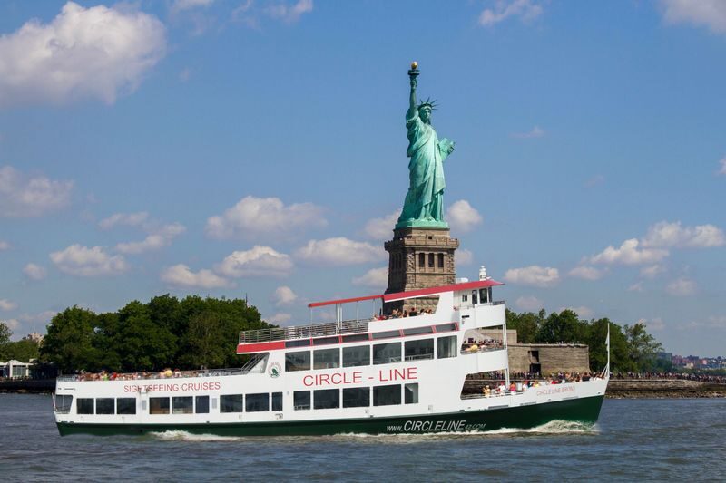 New York Landmarks Cruise by Circle Line - Pier 83: getting there and boarding