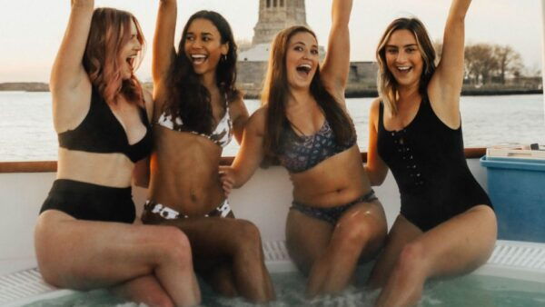 New York: NYC Hot Tub Boat Tour - Starting Times and Availability