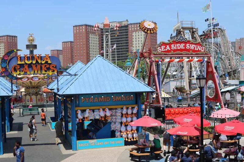 New York: Summer in Brooklyn Walking Tour - Experience the Best of Brooklyn on a Summer Walking Tour