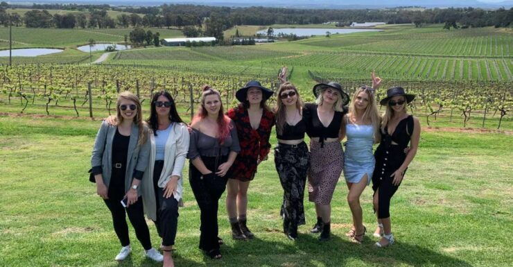 Newcastle: Hunter Valley Wine, Gin, Cheese & Chocolate Tour - Experience