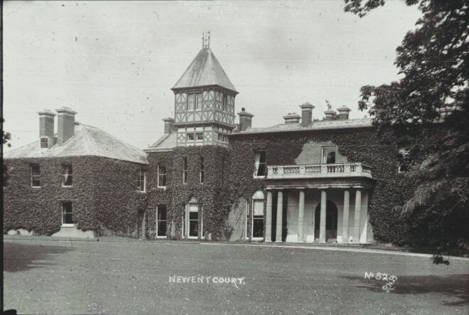 Newent: Ghost Tour - Spooky Legends and Stories