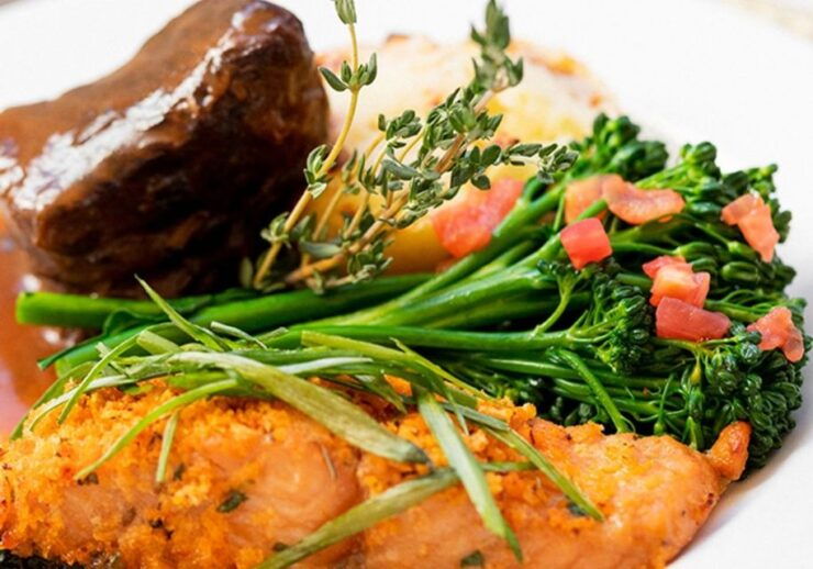 Newport Beach: Christmas Day Buffet Brunch or Dinner Cruise - Good To Know