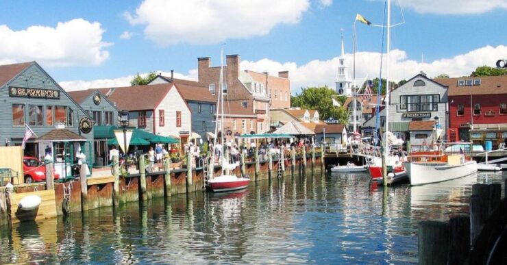Newport: Local Foodies Walking Tour - Tour Highlights