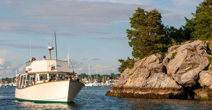 Newport: Morning Cruise With Complimentary Mimosa - Experience Highlights
