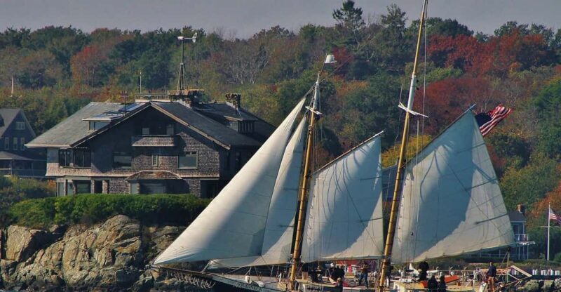 Newport: Morning Mimosa Sail aboard Schooner Aquidneck - The Value of the Experience
