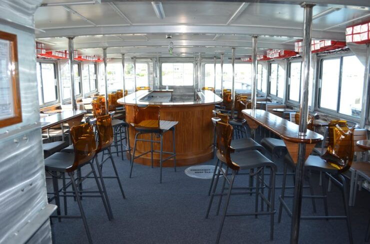 Newport, Rhode Island: Scenic Narragansett Bay Cruise - Scenic Highlights