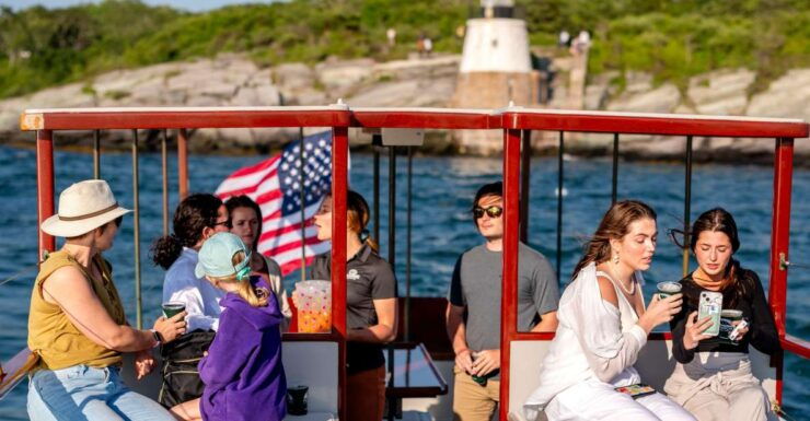 Newport: Sunset Cocktail Cruise on the Rum Runner II - Features