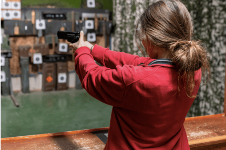 Newton Abbot: Pistol and Simulator Combo Package - Highlights and Benefits