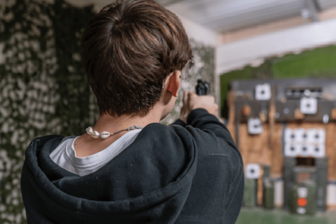 Newton Abbot: Rifle and Pistol Combo Package - Included Features