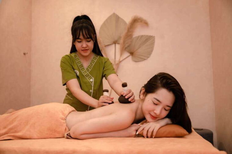 Nha Trang: 60 Minutes Herbal Massage (Free PICK-UP for 2pax) - Included in the Experience