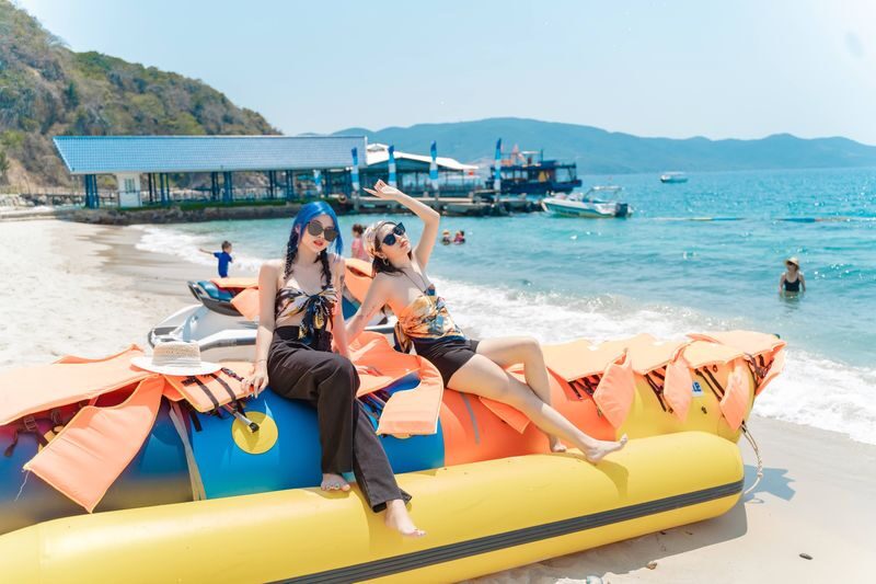 Nha Trang Day Tour to Soi Beach & Tri Nguyen Aquarium By Speed Boat - What the price covers, and what it does not