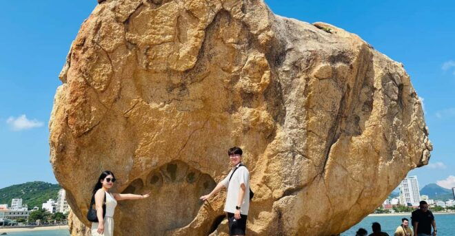 Nha Trang: Oceanography Museum, Chong Rock, and Po Nagar - Catholic Church Architecture