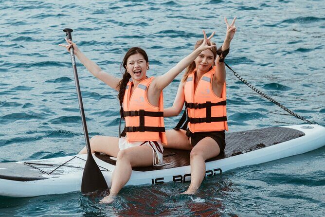 Nha Trang Sunset VIP Yacht Tour Snorkeling and Kayaking Adventure - What to Expect on the Nha Trang Sunset VIP Yacht Tour