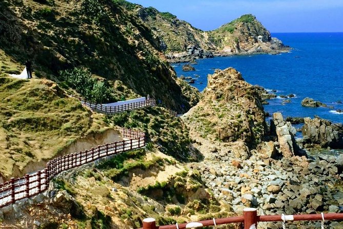 Nha Trang to Quy Nhon - Private Transfer - Date and Travelers