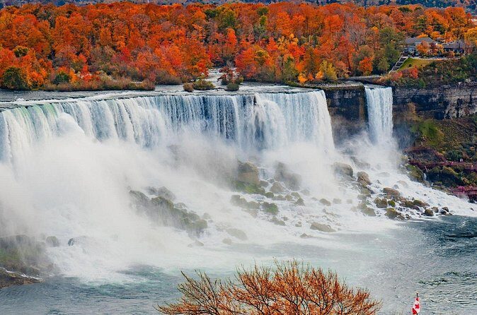 Niagara Falls Autumn Colors and Maple Tasting Tour - Practical Details