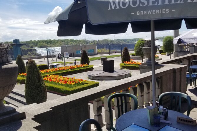 Niagara Falls Day Tour From Toronto With Fast Track Niagara Cruise - Local Experiences and Activities