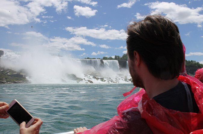 Niagara Falls Day Tour from Toronto with Wine Tasting - Practical Tips for Travelers  