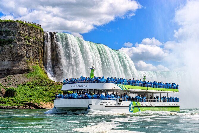 Niagara Falls Evening Illumination Tour with Maid Boat Ride - Why This Tour Stands Out